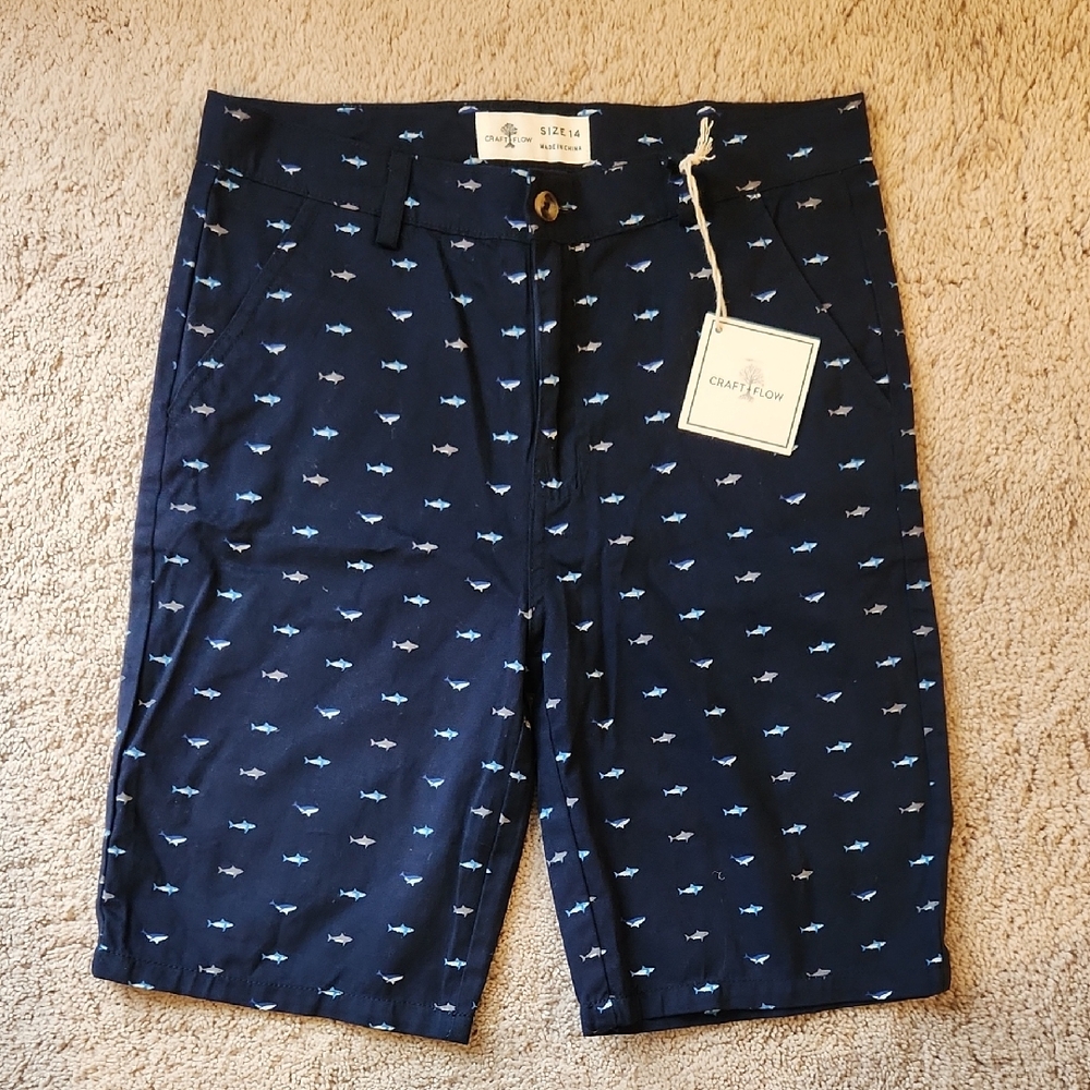 Youth Shorts, Golf Style Size / Age 14 Navy With Sharks